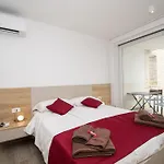 Villa Rosarol Near Medulin For 8 People With Private Pool & Only 800 M From Sea *